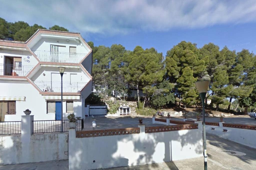 Apartamento Entre La Playa Y La Montana Калафелл Экстерьер фото